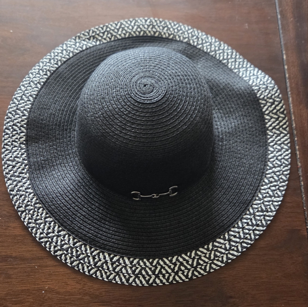Black Wide Brim Sun Hat with Patterned Trim